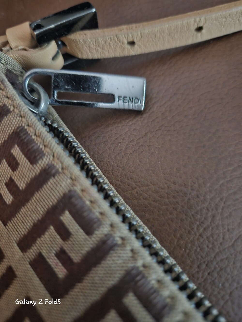 Just 1 Letter & Anyone Worldwide Knows Me. Its Me FENDI. - Picture 6 of 8